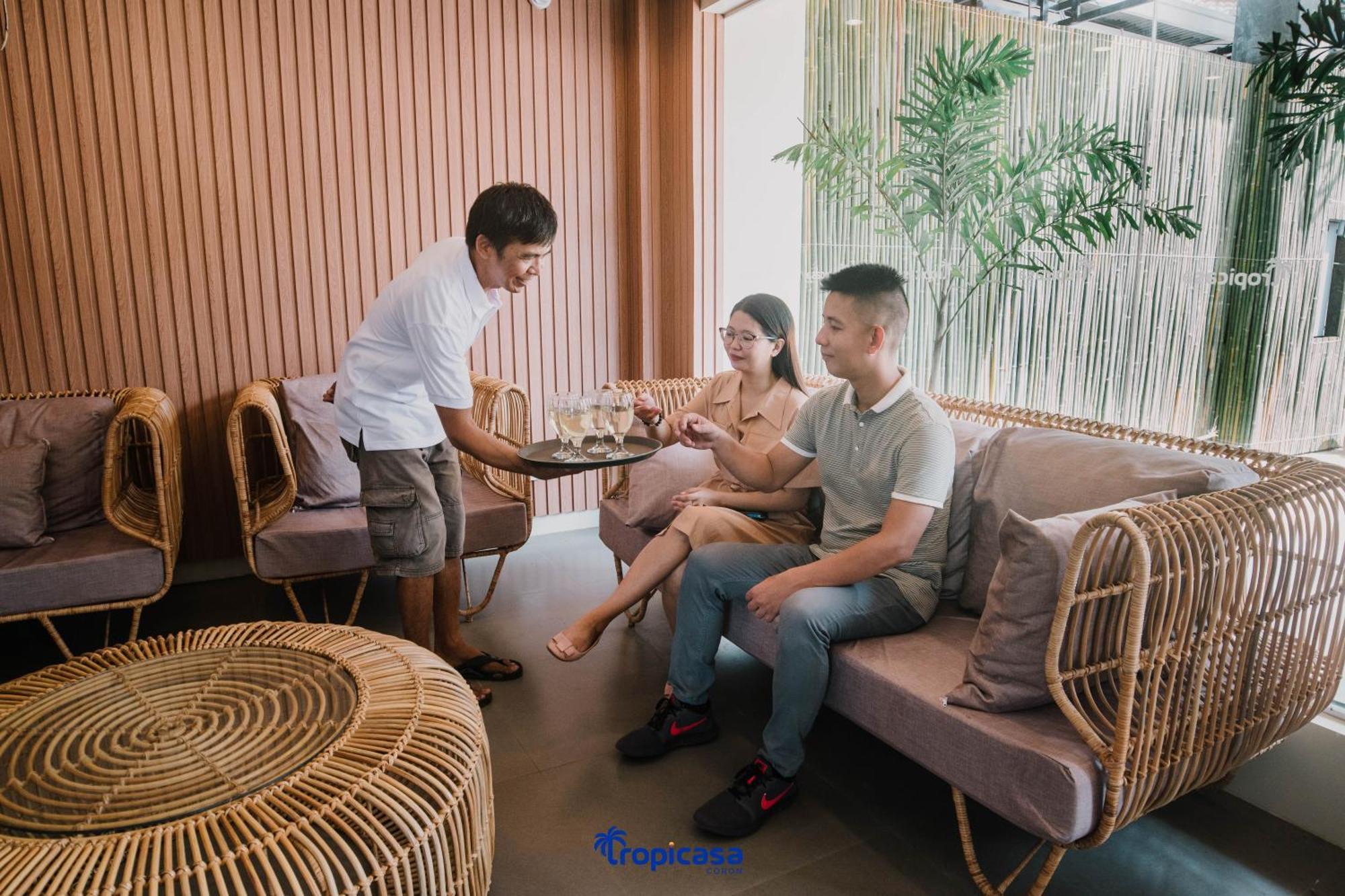 Tropicasa Hotel Coron Extérieur photo